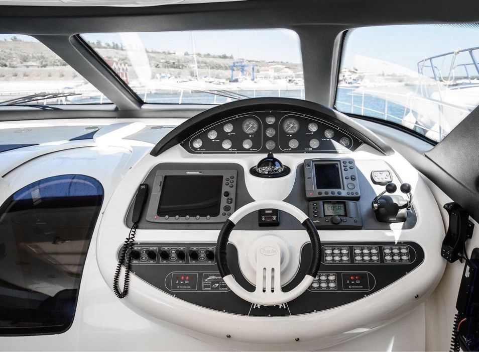 Яхта Baia Yachts Aqua 54
