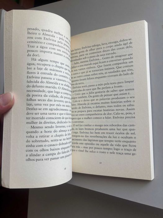 O Profundo Silêncio das Manhãs de Domingo