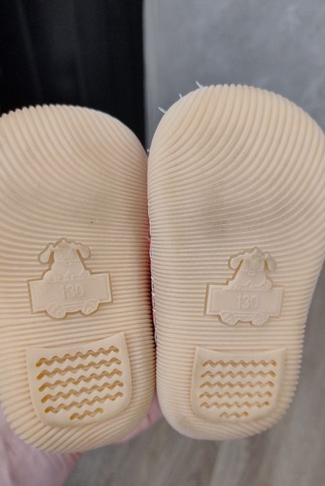 Сапожки/чобітки/ ботінки для дівчинки 1 рік