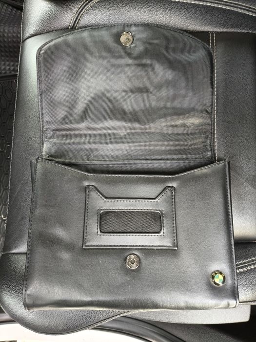 Оригінальна BMW шкіряна папка (wallet) для сервісної документації та і