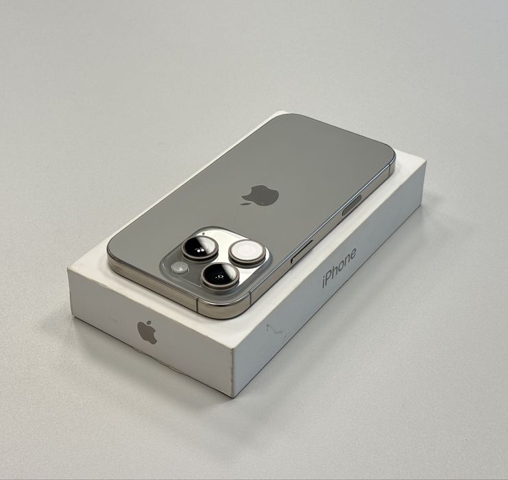 iPhone 16 Pro Natural Titanium 256GB