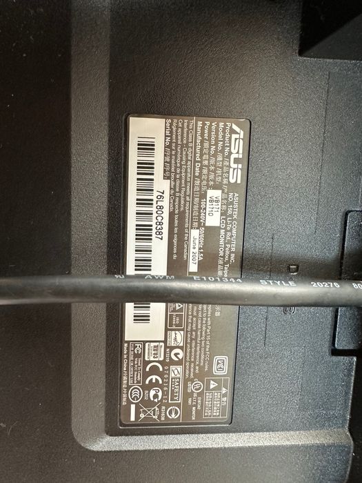 Acer 20” та Asus