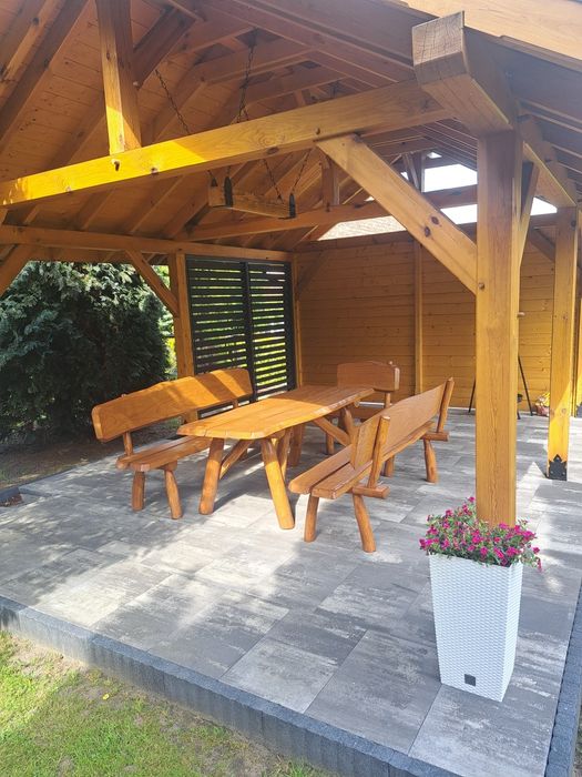 Wiaty, altany, zadaszenia tarasu, drewutnie