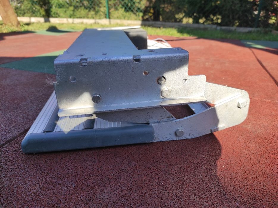 Elektryczny stopień do kampera