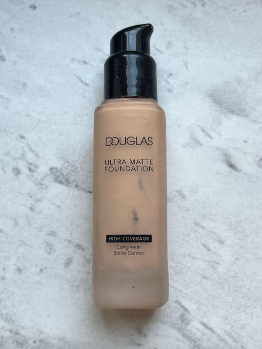 douglas podklad matowy