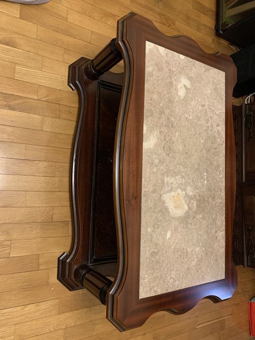 Mesa de centro com mármore64750490302850123