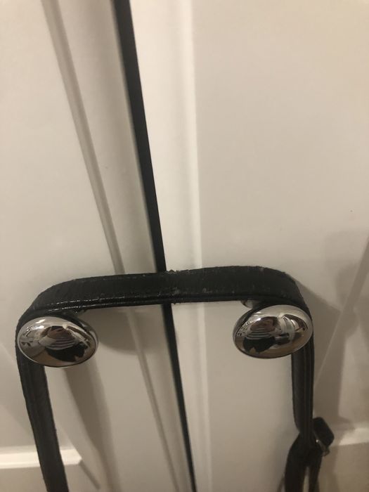 Torebka z ozdobnymi frędzlami