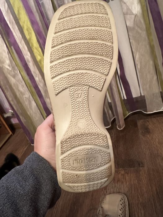Туфли Rieker женские р. 37