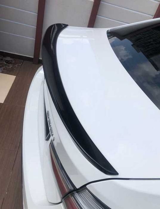 LOTKA SPOJLER BMW F30 m performance CZARNY POŁYSK spojler bagażnika