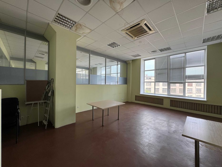 Офіс в бізнес центрі, 55 м.кв. Вокзальна. Власник