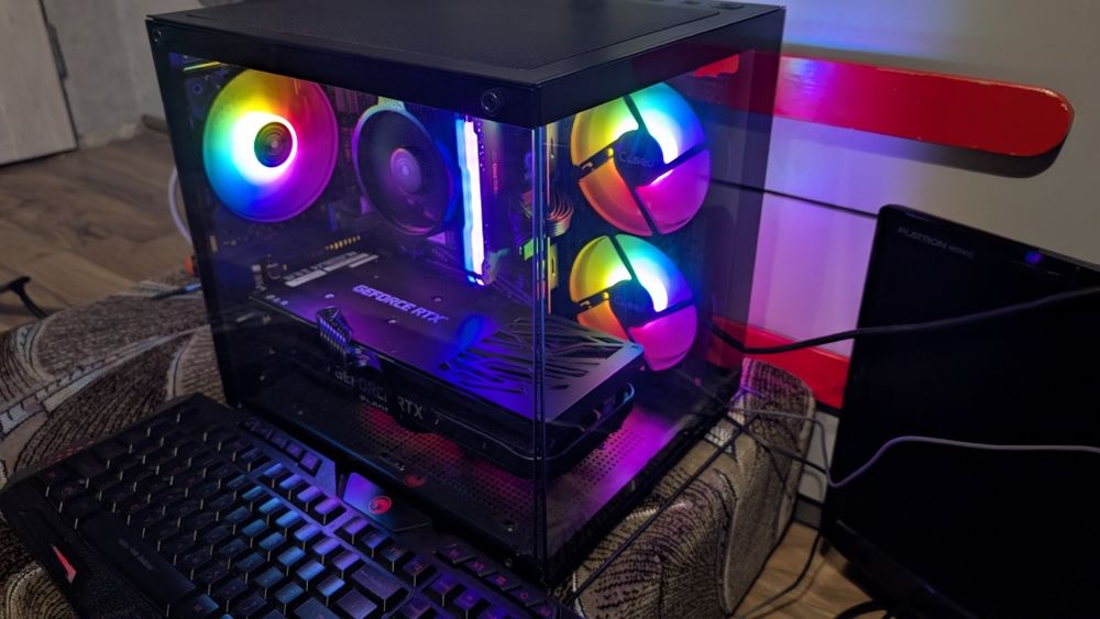 Komputer gamingowy ryzen 5 rtx 3070/rx6600xt ssd500nvme 16gb