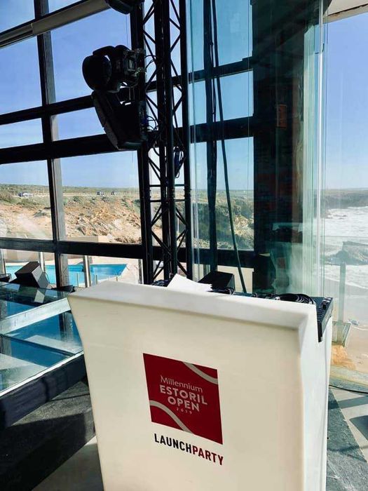 Balcão led em plastico resistente