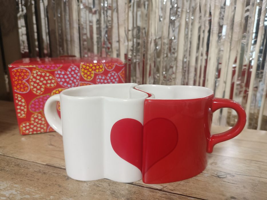 Набор парных чашек "Сердца"
