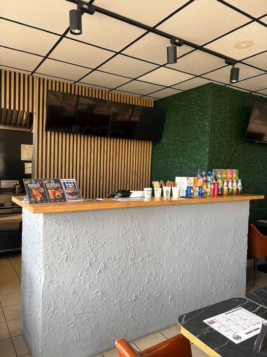 Gotowy biznes - BURGEROWNIA przy dworcu – 100 m² z ogródkiem