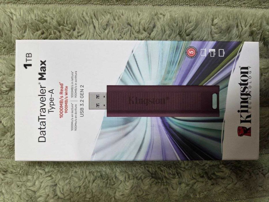 USB флеш накопичувач Kingston 1TB DataTraveler Max Type-A USB 3.2 RED (DTMAXA/1TB) (Нова)
