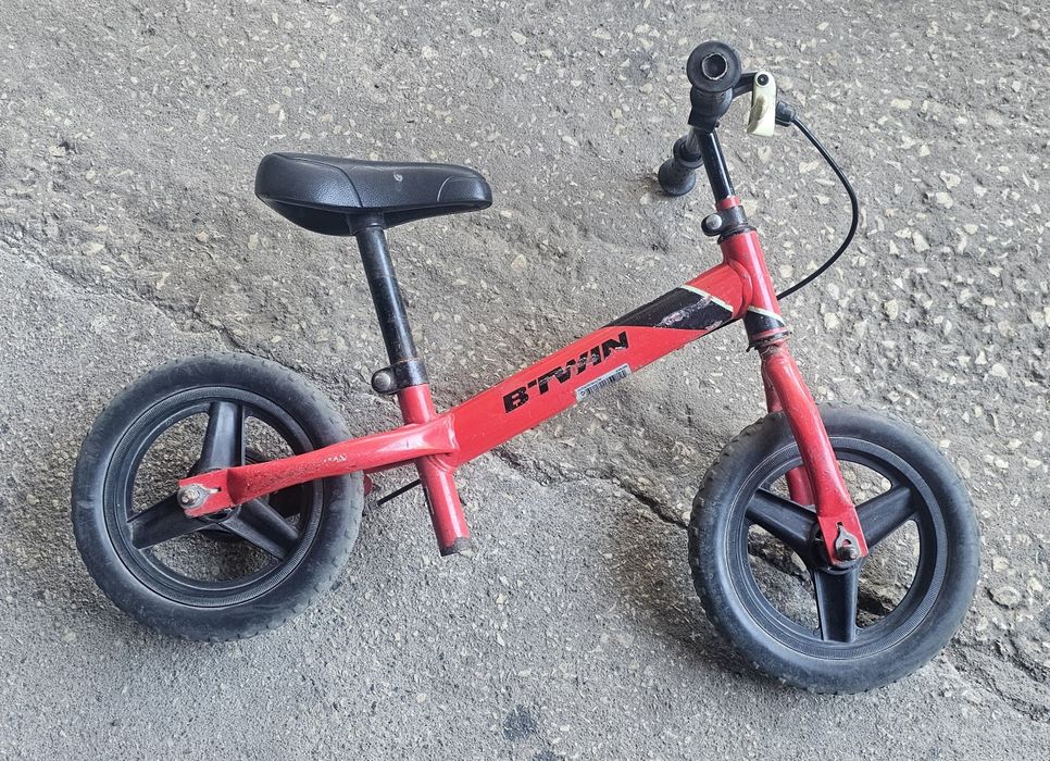 Bicicleta btwin vermelha