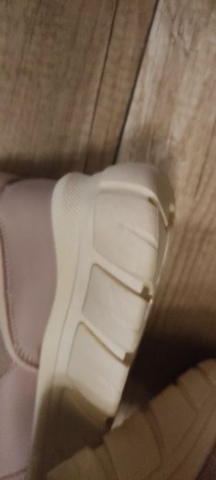 Nowe buty rozm. 39
