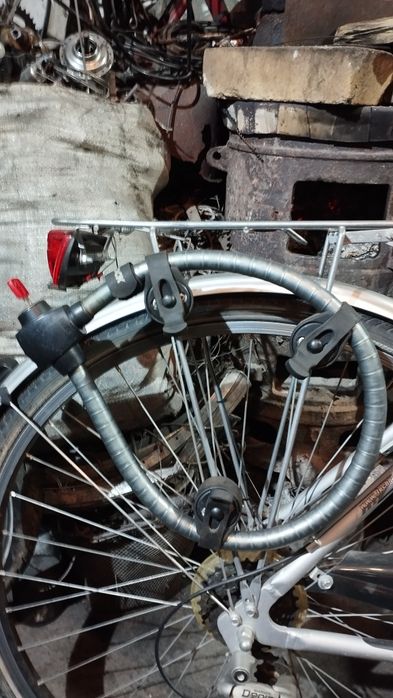 Замок вело броньований.