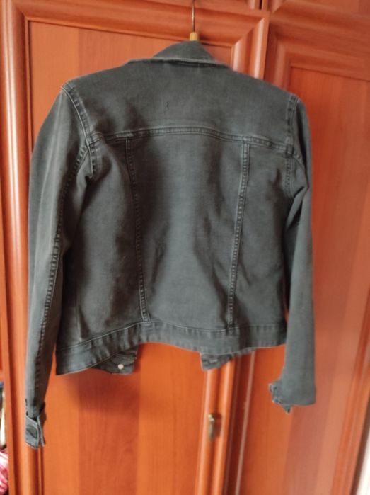 Джинсовая куртка женская