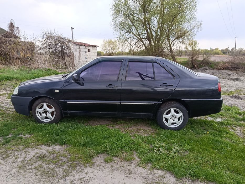 Продам супер автомобиль Чери амулет