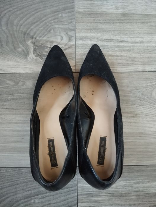 Szpilki Stradivarius