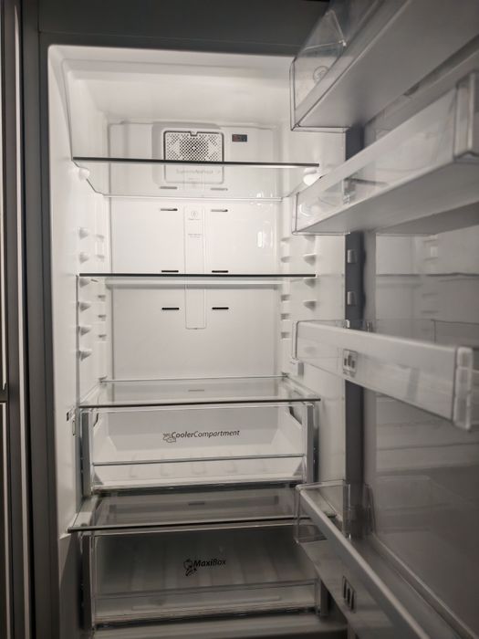 Biała lodówka chłodziarko-zamrażarka Whirlpool 6-ty zmysł