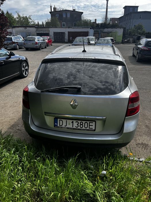 Renault Laguna - uszkodzony silnik
