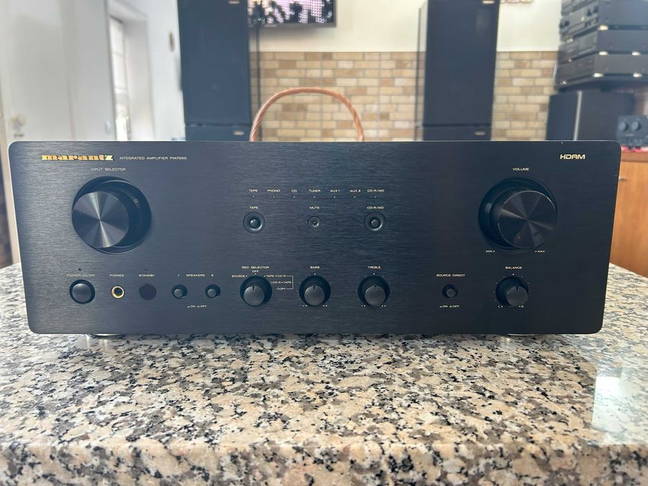 Amplificador Marantz PM 7000 (premium) TOP