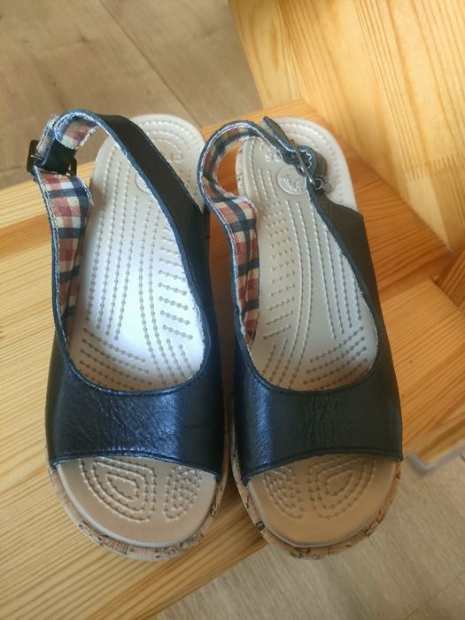 Sandały damskie Crocs r 35