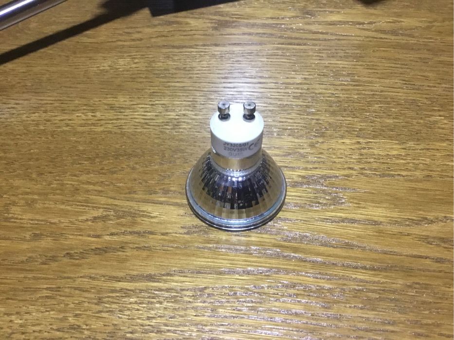 Lampa sufitowa na 4 żarówki