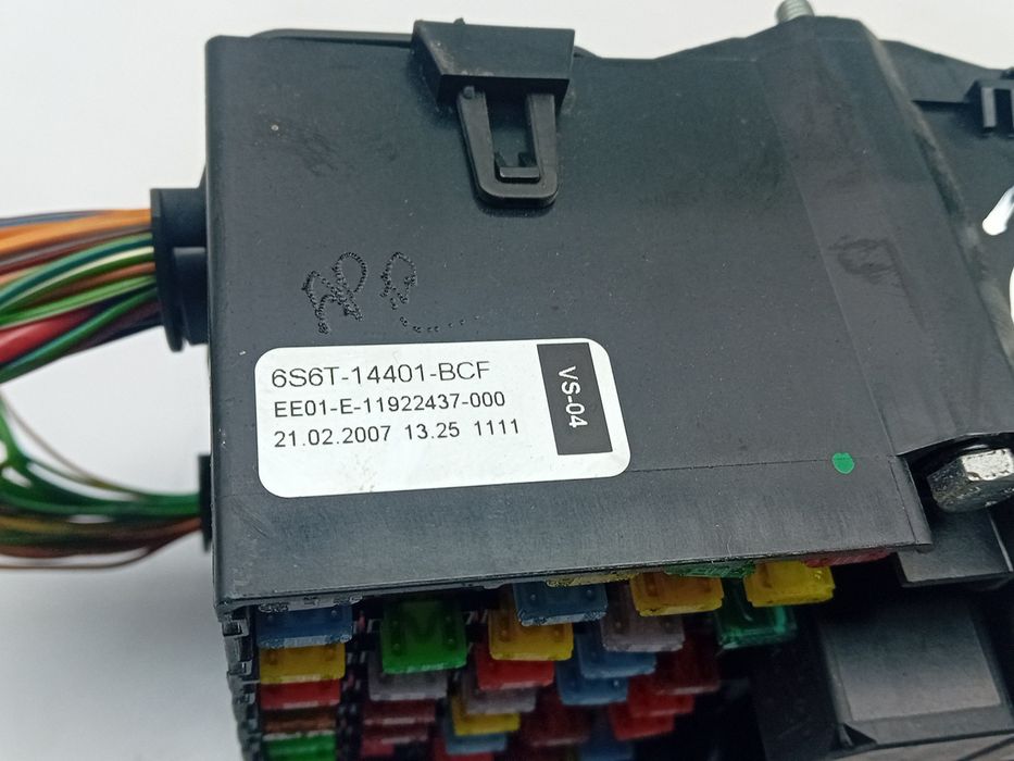 Caixa fusíveis / SAM / BSI FORD Fiesta V (JH_, JD_)
