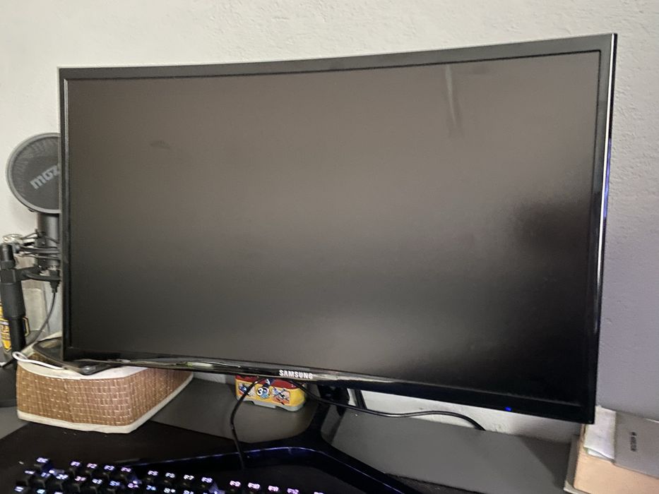 Monitor samsung 144hz uszkodzony