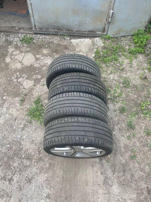 Летняя резина 225/40 R18