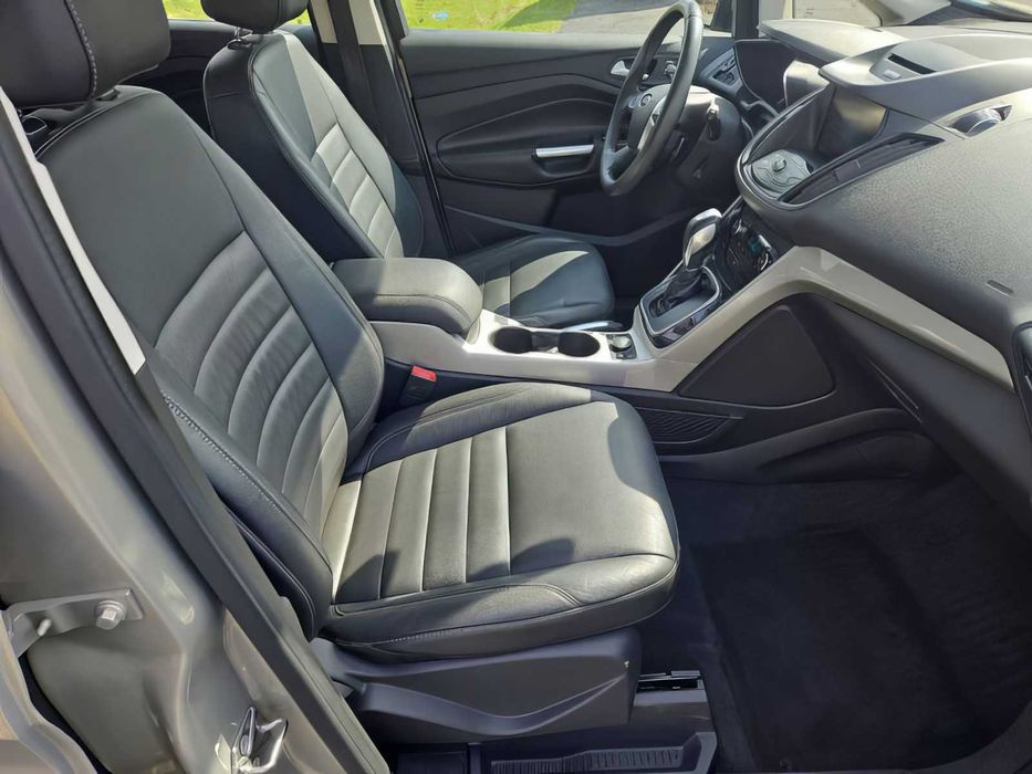 Ford C-MAX      2015