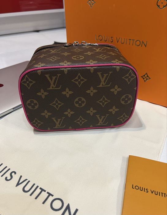 Косметичка Louis Vuitton Nike Mini Pink чип NFC
