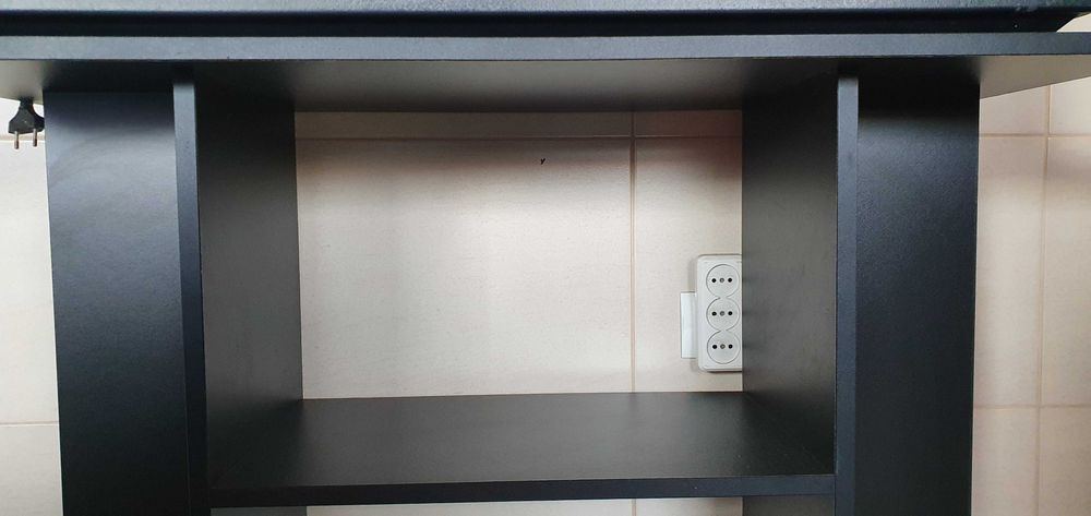 Cômoda Moderna e Prática à Venda - Oportunidade Única!