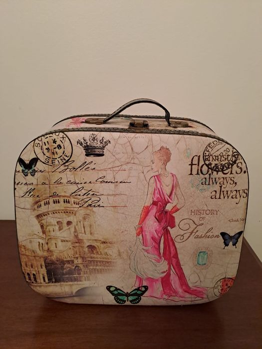 Mala/baú em couro vintage