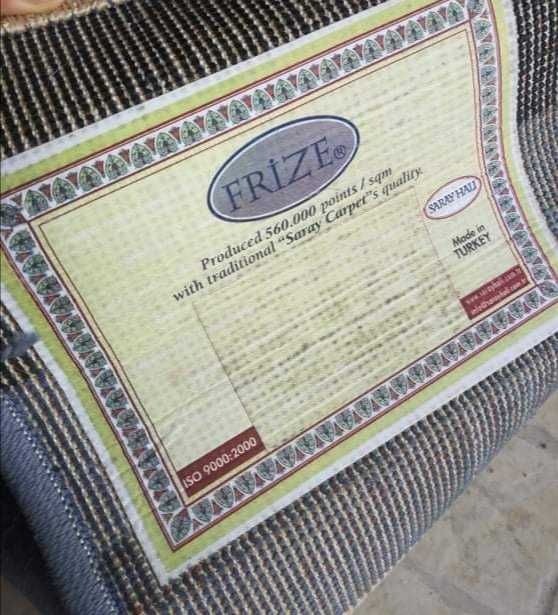 Carpete com pouco uso