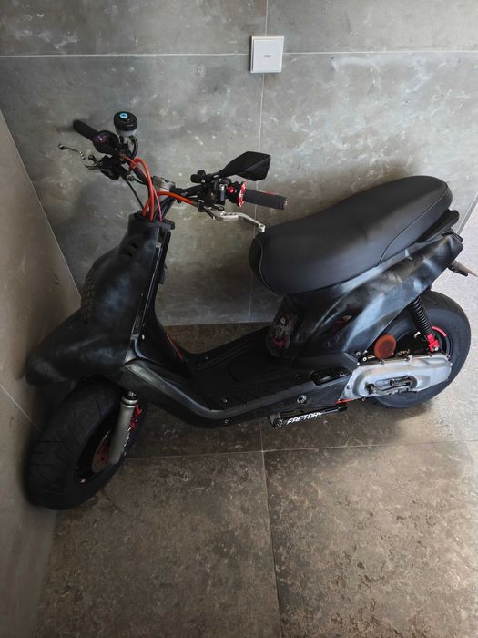 Vendo YAMAHA BWs Naked 2004