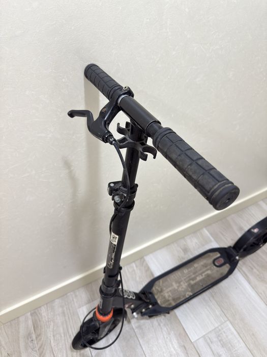 Самокат 10+ в коробці з ручкою