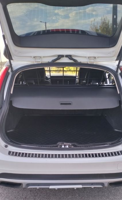Volvo v60 1.6 D2 — photo 5