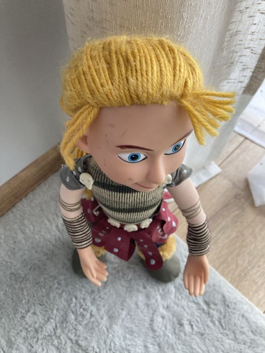 Jak wytresować smoka lalka lala figurka Astrid doll