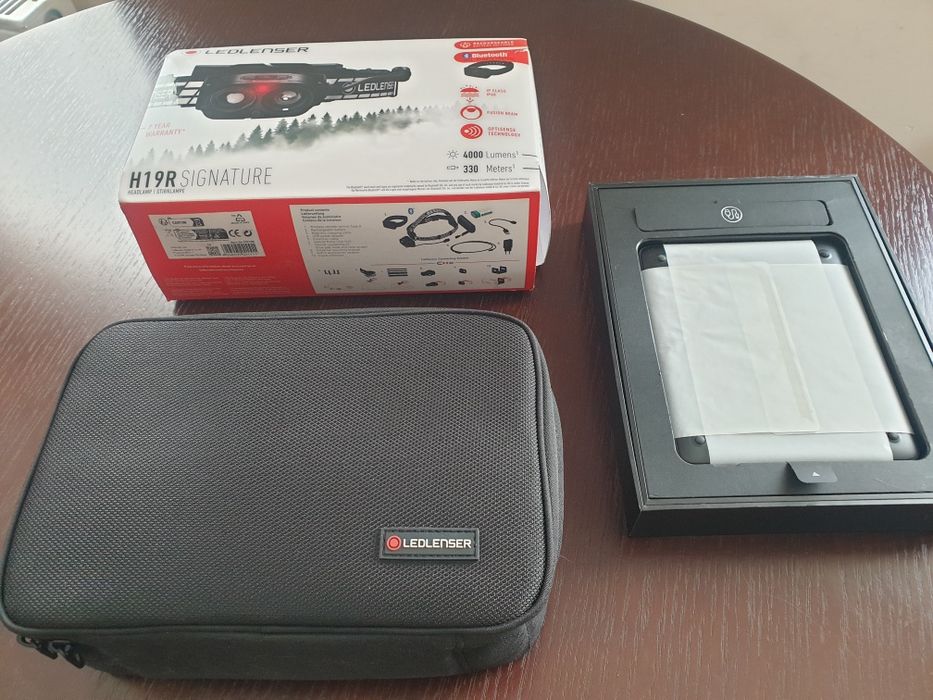 LEDLENSER H19R Signature  Bluetooth 4000 lm sterowana pilotem latarka czołowa