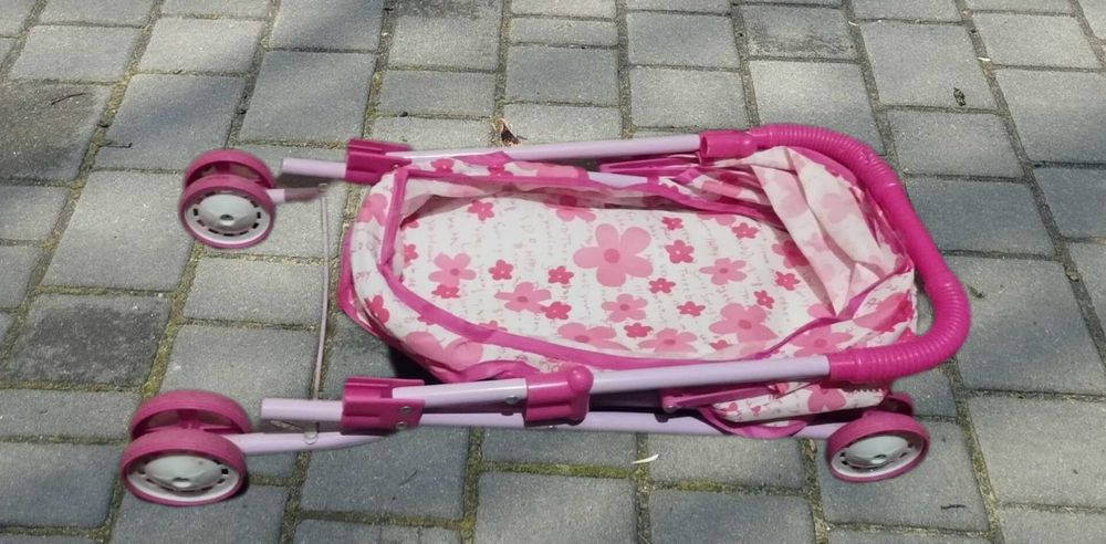 Коляска для кукол