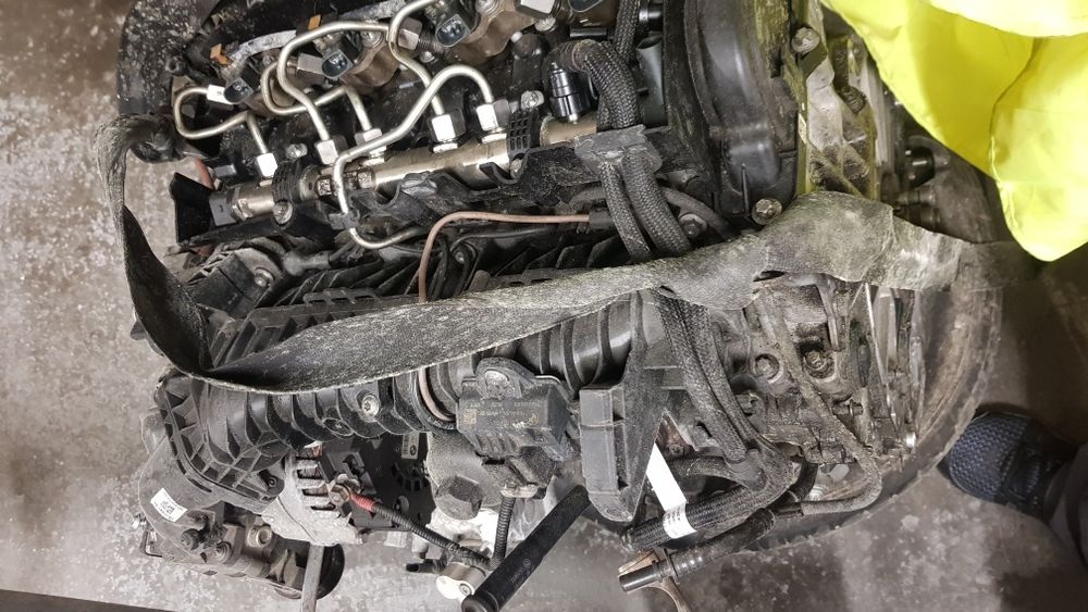 Motor bmw 20d N47d20c p/peças