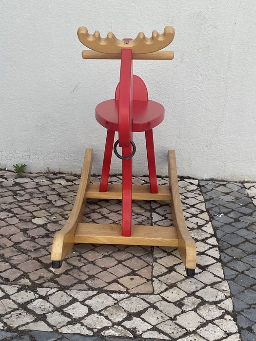 Alce vermelho Ikea