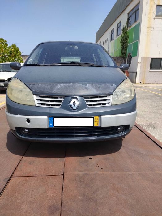 RENAULT Scénic II (JM) 1.5 dCi Diesel 82 cv / 60 kW