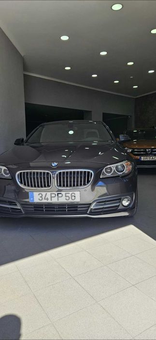 Carro BMW 520D 2015 84 mil kms com garantia de stand