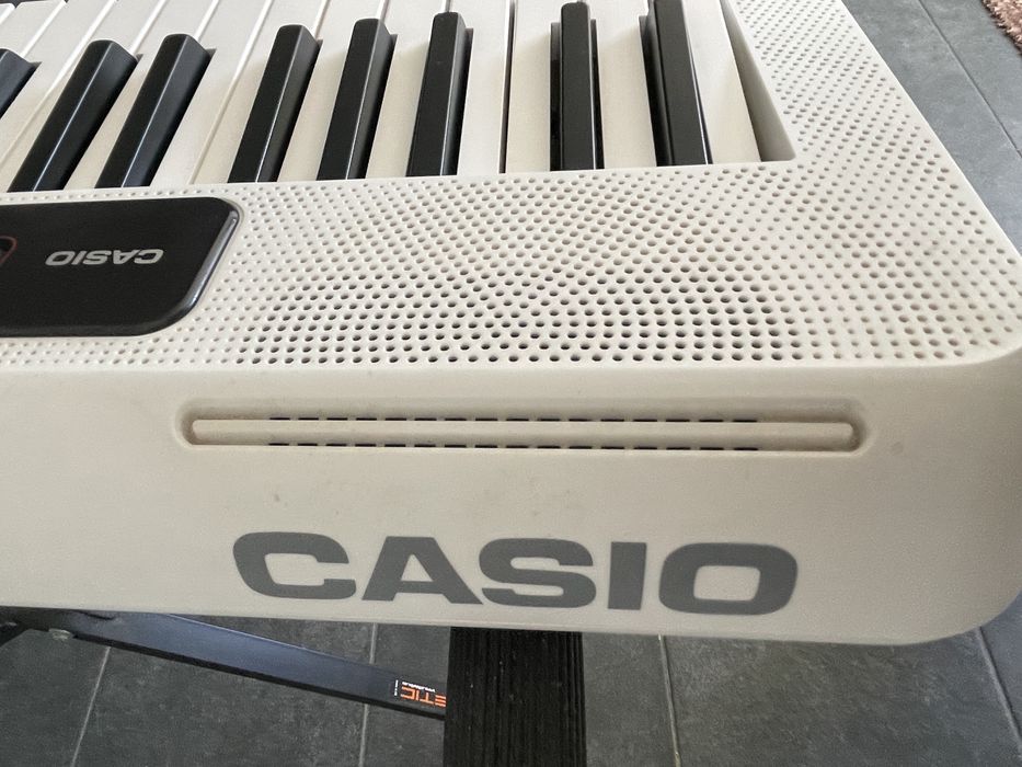 Teclado Casio Casiotone CT-S200 Branco - como novo