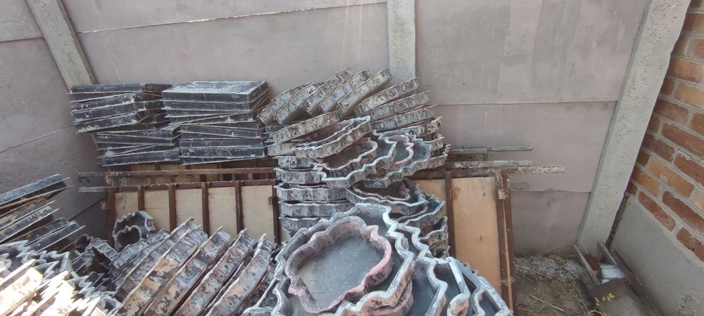 Продам формы тротуарной плитки